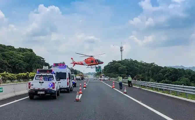 朔城区高速公路汽车救援案例